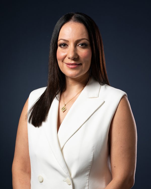 Helen Karagiannis